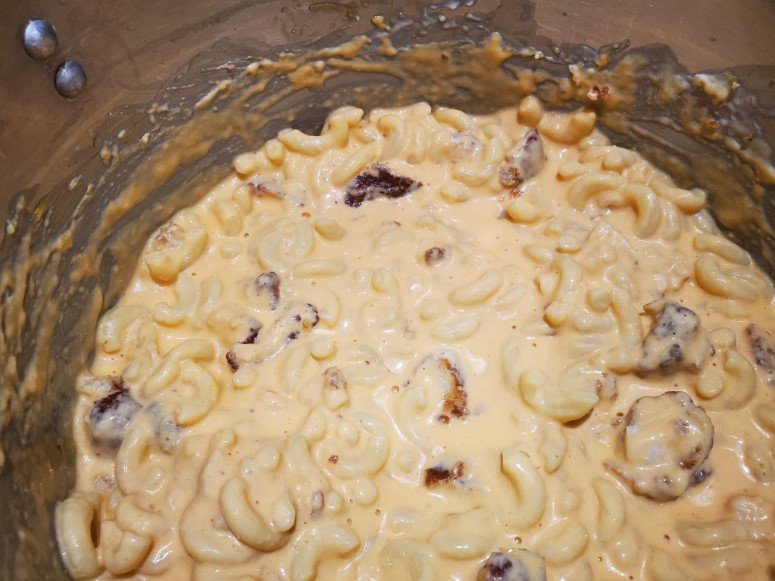 Buffalo Chicken Mac and Cheese