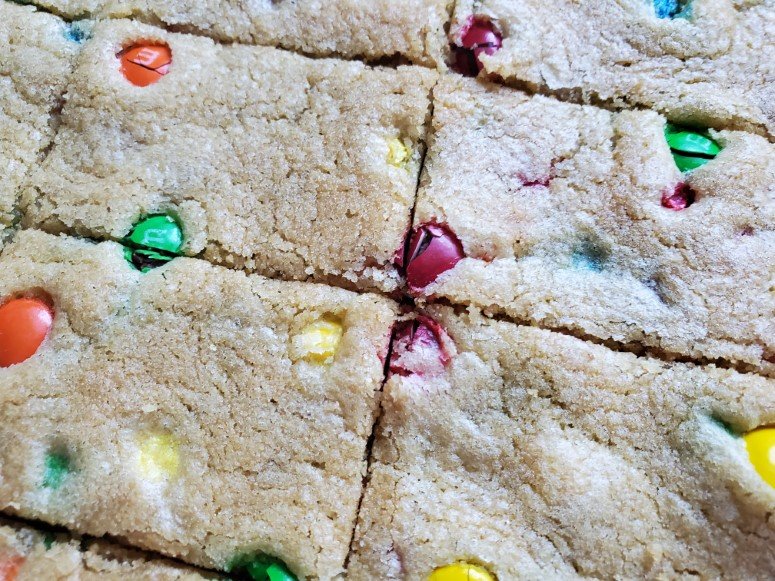 M&M Cookie Bars